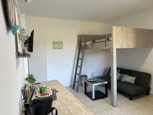 M&M Modern Seaside Apartments Ammoudara Heraklion - Gázion