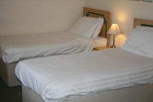 Hanover Hotel & McCartneys Bar