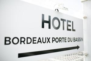 Hotels The Originals City Hotel Bordeaux Porte du Bassin : photos des chambres