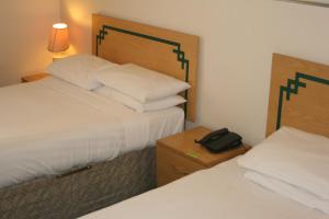 Hanover Hotel & McCartneys Bar