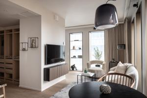 Norra Station Executive Suite - 3km from City Centre