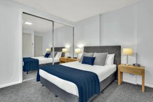 North Sydney Large Two Bedroom MIL2252402