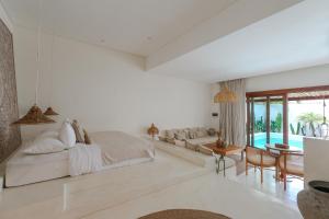 Biệt Thự Deluxe (Deluxe Villa)