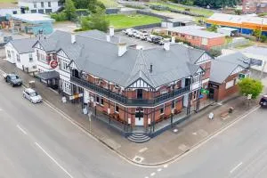 Lords Hotel Scottsdale - Gladstone