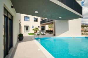 Villa Stella, private pool, sleeps 12, Dugi Rat