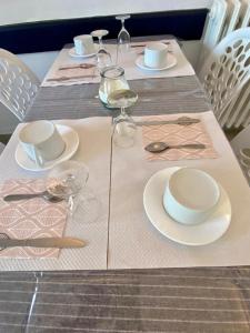 Hotels Coliwork Le Saint Romain : photos des chambres