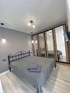 Пан Апарт #1