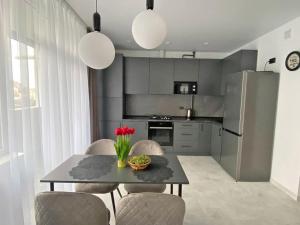 Пан Апарт #1