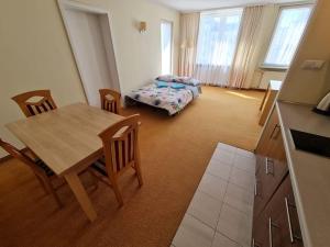 10Q - Z6 Apartment 601