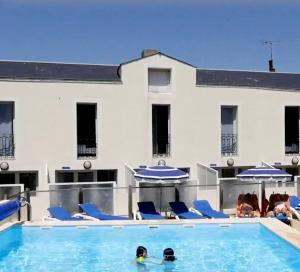 Appart'hotels Remblai des Sables d'Olonne - 2 chambres - parking et piscine : photos des chambres