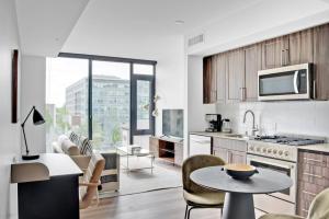 First Hill 1BR w Gym Coworking SEA-440