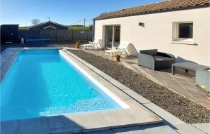 Maisons de vacances Awesome Home In Semussac With Outdoor Swimming Pool, Wifi And Private Swimming Pool : photos des chambres