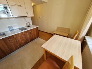 10Q - Z6 Apartment 605