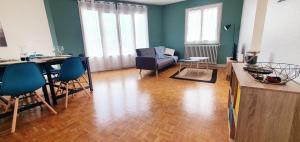 Appartements Appartement Lumineux et spacieux : photos des chambres