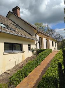 Maisons de vacances Gite 24 - Piscine - 10 minutes du circuit des 24H - 15 personnes : photos des chambres