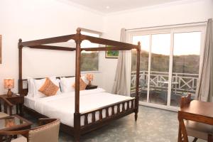 The Sky Imperial Pavoreal Jungle Resort