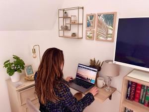 Appartements Chez Romy - studio equipe avec wifi - proche plage Deauville : photos des chambres