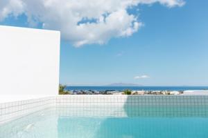 Suite with Sea View and Jetted Hot Tub room in Casa Vitae Suites