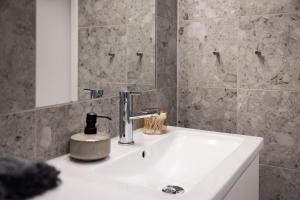 Norra Station Executive Suite - 3km from City Centre