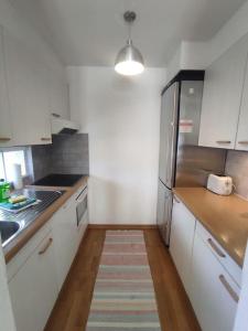 Family friendly 2-Bedroom near Golf & Ski slopes