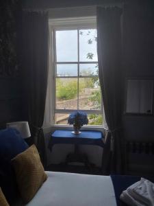 East Claremont Guest House