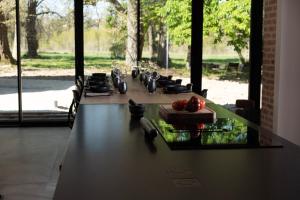 Villas Domaine Oranga, un design elegant au luxe epure pres des Chateaux de la Loire : photos des chambres