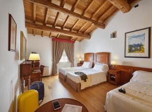 Triple Room room in Hotel Villa Malaspina