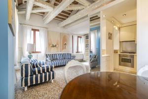 Friari Suite-Luxury apt. close to Rialto Bridge