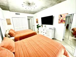 Elite 1BD 1BTH at Midblock FREE PARKING