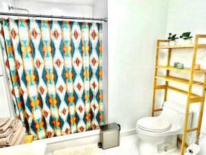 Beautiful 1BD 1BTH at Midblock FREE PARKING