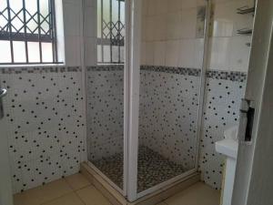 Slumber Lake Guest House