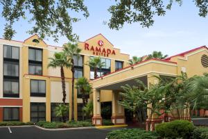 Ramada Suites Airport hotel, 
Orlando, United States.
The photo picture quality can be
variable. We apologize if the
quality is of an unacceptable
level.