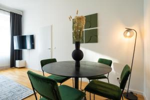 Modern apartment near Belvedere Castle