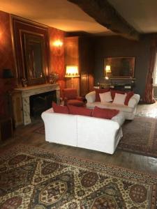 B&B / Chambres d'hotes Chateau Gros Puy, Petit Chateau chambre d'hote : photos des chambres