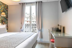 Hotels Hotel Splendid : Chambre Double - Vue sur Tour Eiffel