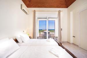 Wonderful Villa in Chania with Private Pool, Panoramic Sea Views & Spacious Interiors