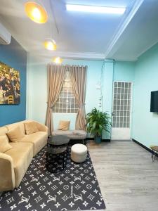 DucTaigallerys Entire Apt-Cozy in Bui Vien St