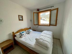 Appartements Appartement Les Orres 1800 - Vue montagne : photos des chambres