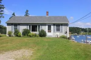 Fifield Lobster Overlook - West Brooklin