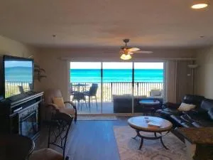 OW 202 - Entire Oceanfront Condo - 2 BR and 2 Bath - إنديان روكس بيتش