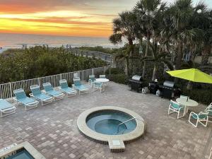 Oceanway 203 - Upscale Oceanfront Condo - 2BR and 2BA