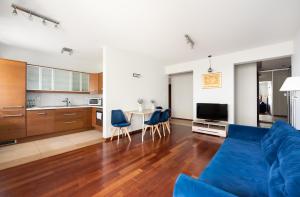 Mokotów Open Business Apartment by BookingHost