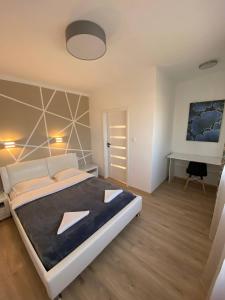 Murano Apartaments City Center Duo