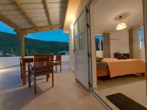 Oceanview Kite Studio - Riviere Noire