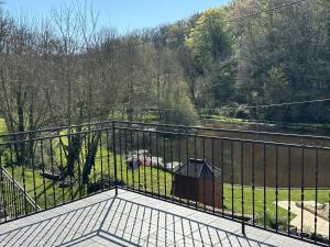 Maisons de vacances Le Cottage at The Moulin Treillard : Maison de Vacances