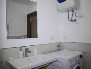 Bilocale Fronte Mare Sparaglione img20