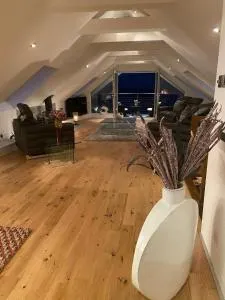 Invercreran Lodge Luxury Bed & Breakfast - Glenceitlein