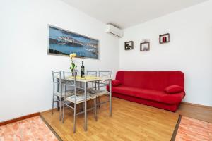 Apartment Zaneto