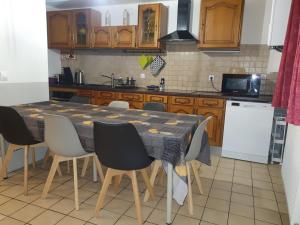 Appartements RnB Locations Macon : photos des chambres