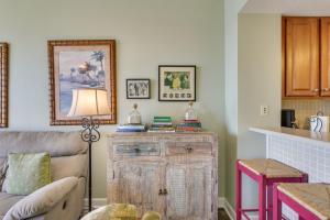 Gulf Coast Getaway with Balcony and Resort Amenities!